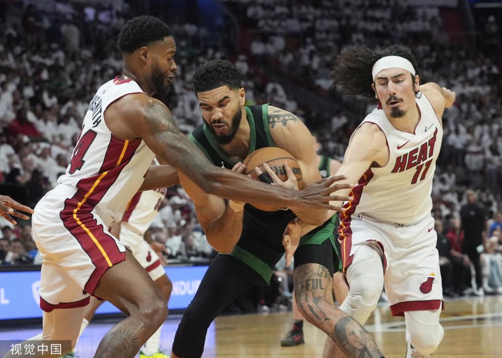 队的比赛中 队的比赛中