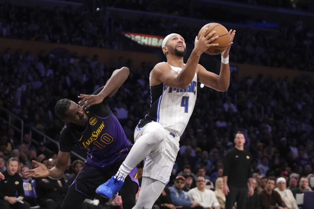 澳洲游泳女将艾玛·麦基翁宣布退役.